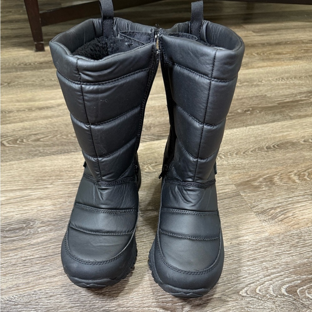 Magellan Boots Unisex Sz M8 W9D Black Puffer Rain Sleet‎ Snow Shoes Gorpcore